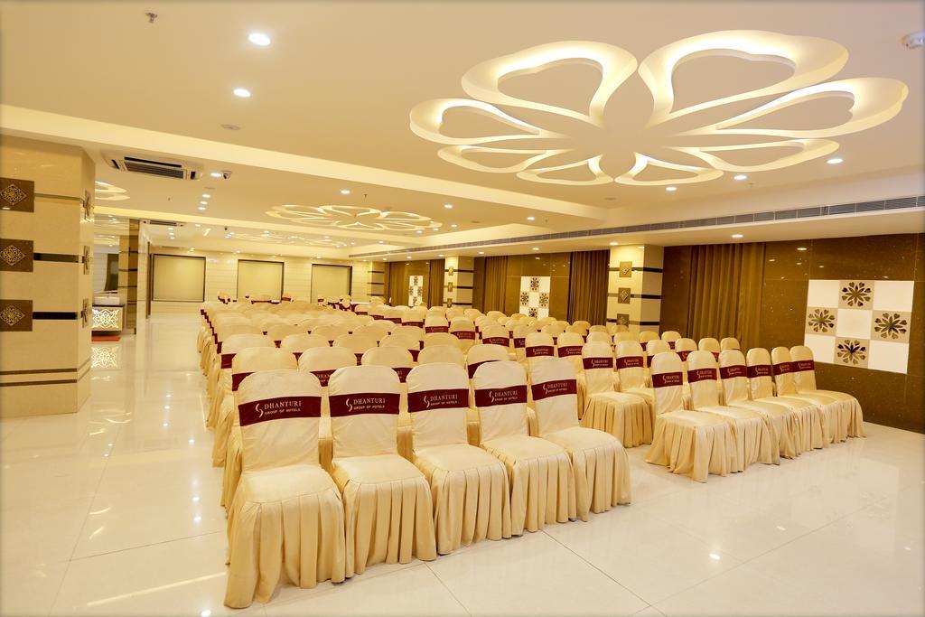 Hotel Sitara Grand Miyapur Hyderabad Eksteriør billede
