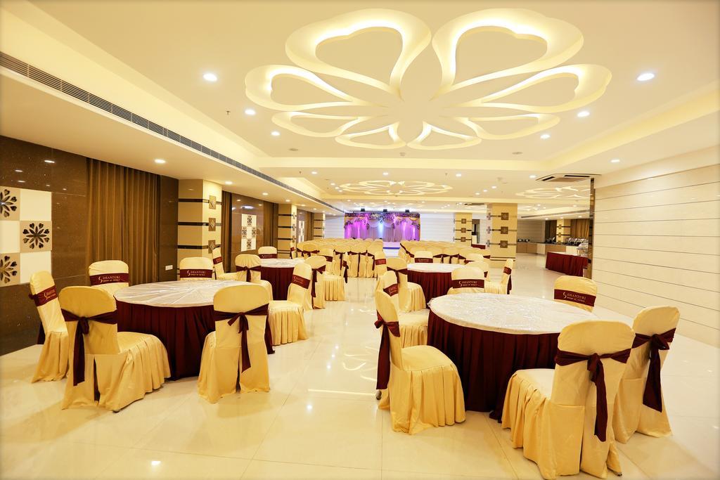 Hotel Sitara Grand Miyapur Hyderabad Eksteriør billede